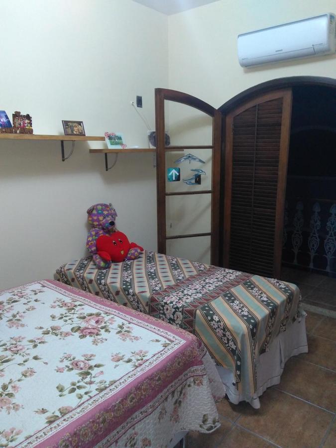 Suítes Nosso Lar Habitación en casa particular